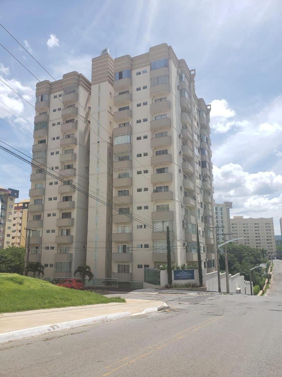 Apartamento Cond. Mont Blanc Apto. 616 Caldas Novas